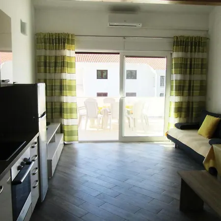 Apartment With A Parking Space Banjol, Rab - 11082 Banjol