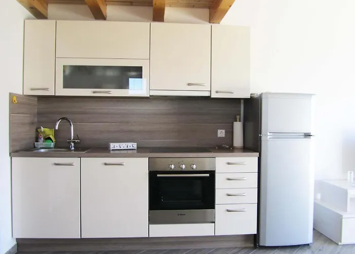 With Parking Space Banjol, Rab - 11082 Apartament